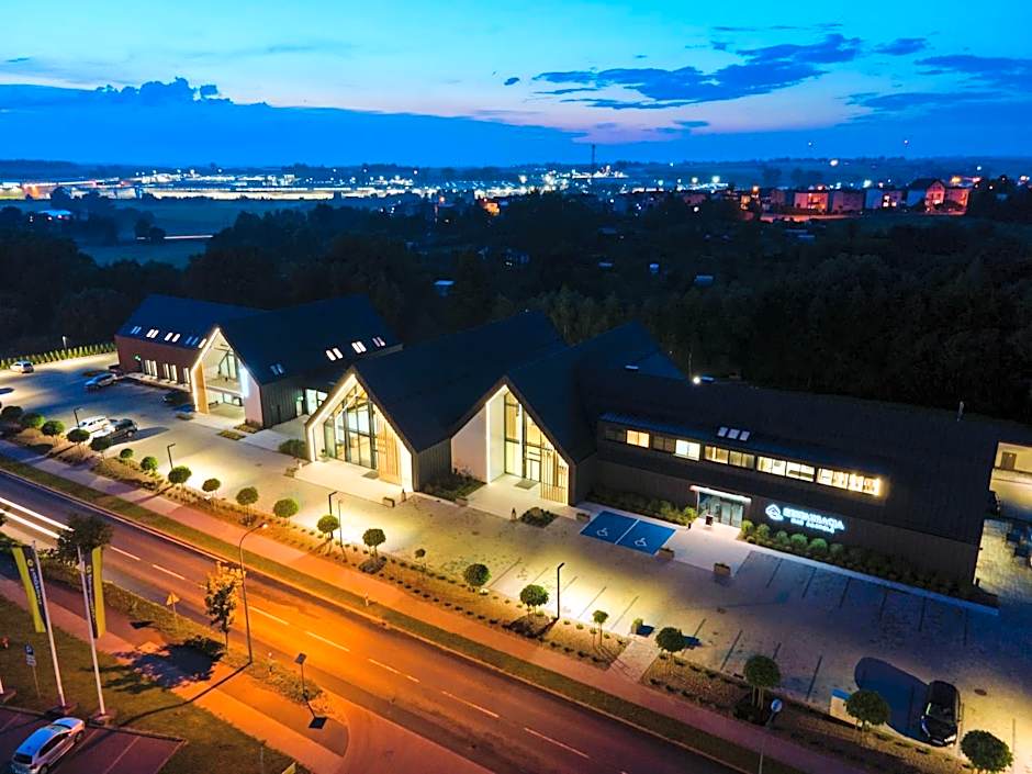 Hotel & Restauracja Nad Sandelą