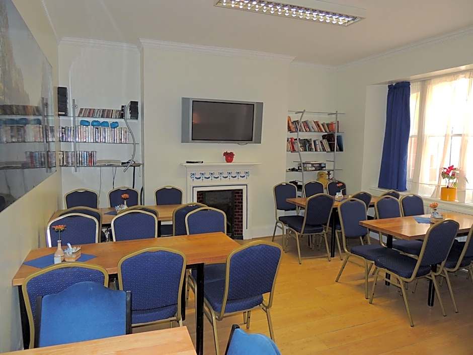 Dolphin Inn - The Lodge