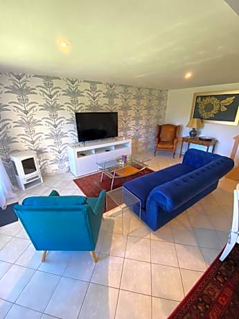 Cottage with Garden View