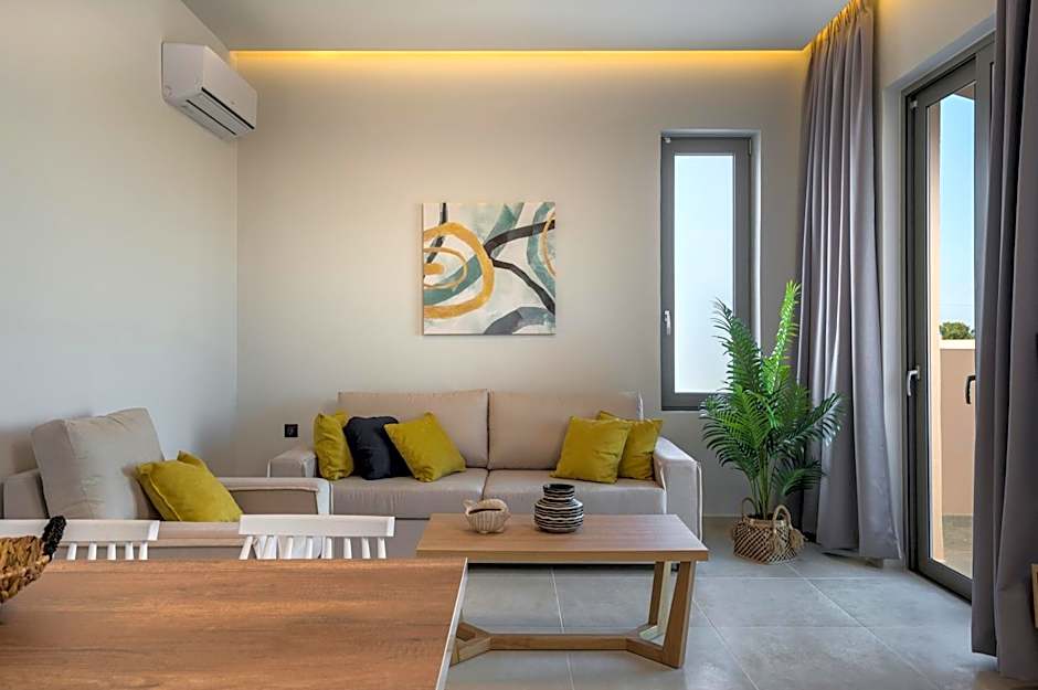 Aegean Breeze Luxury Apartments next to the sea