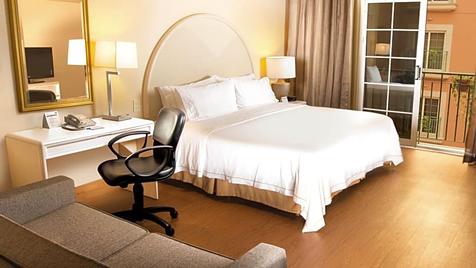 Holiday Inn Express Monterrey Galerias-San Jeronimo By IHG