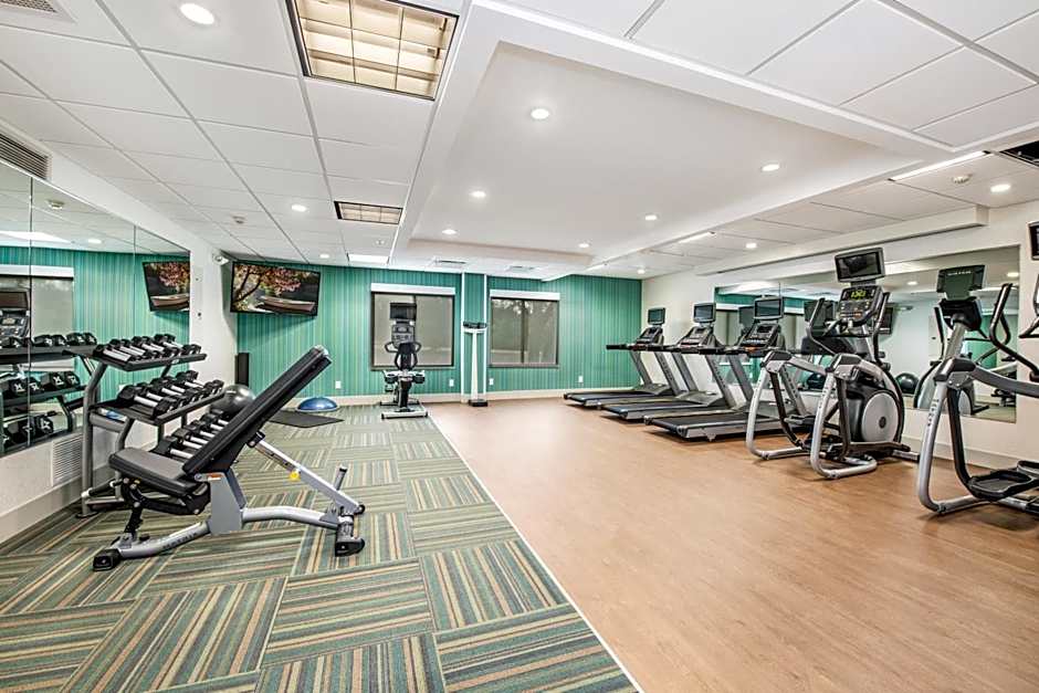 Holiday Inn Express - Delafield By IHG