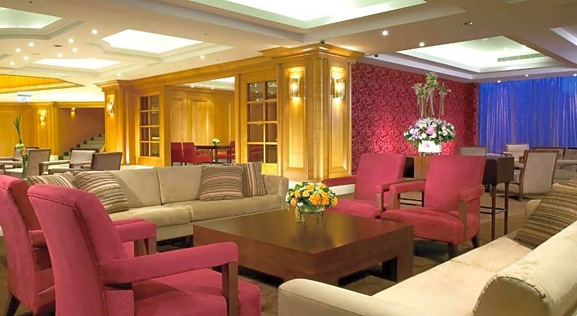 City Suites Gateway Hotel