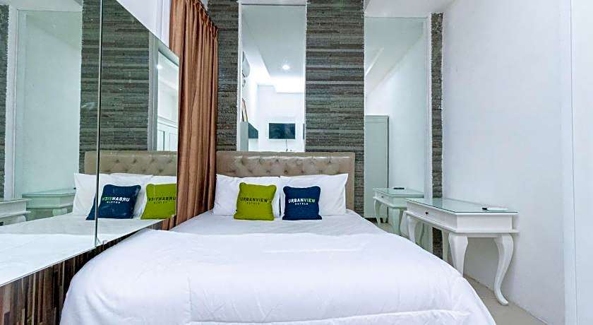 Urbanview Daniela Jambi by RedDoorz