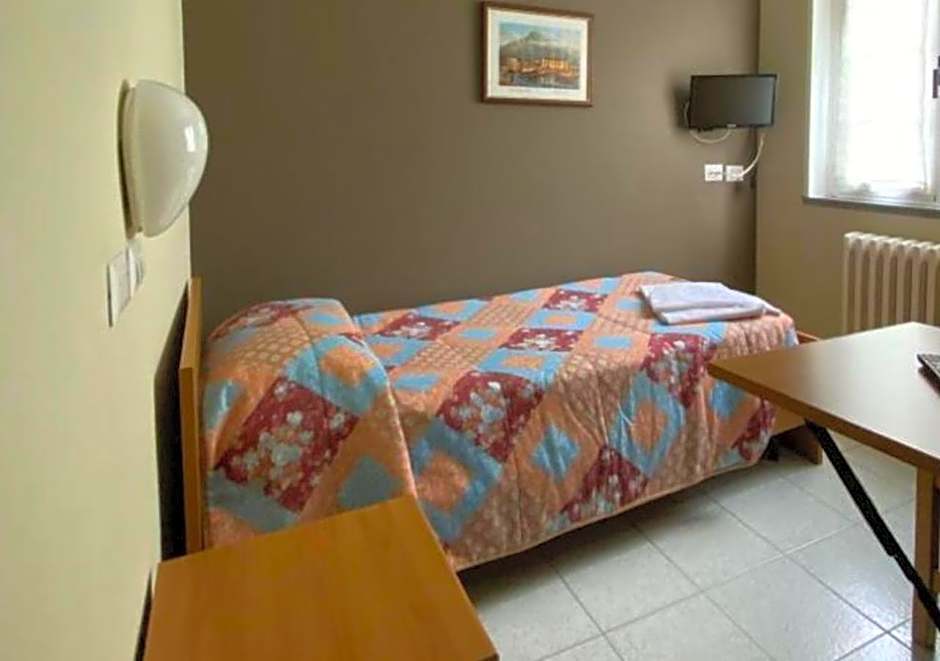 Albergo del mera-ristorante da Lui