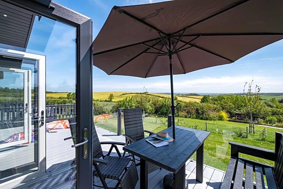Edge of Padstow, 2 bedroom luxury lodge