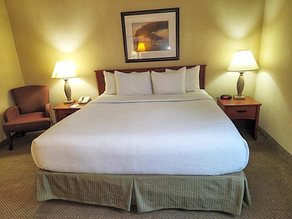 La Quinta Inn & Suites by Wyndham Appleton-College Avenue