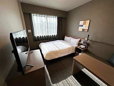 Double Room with Small Double Bed - Non-Smoking