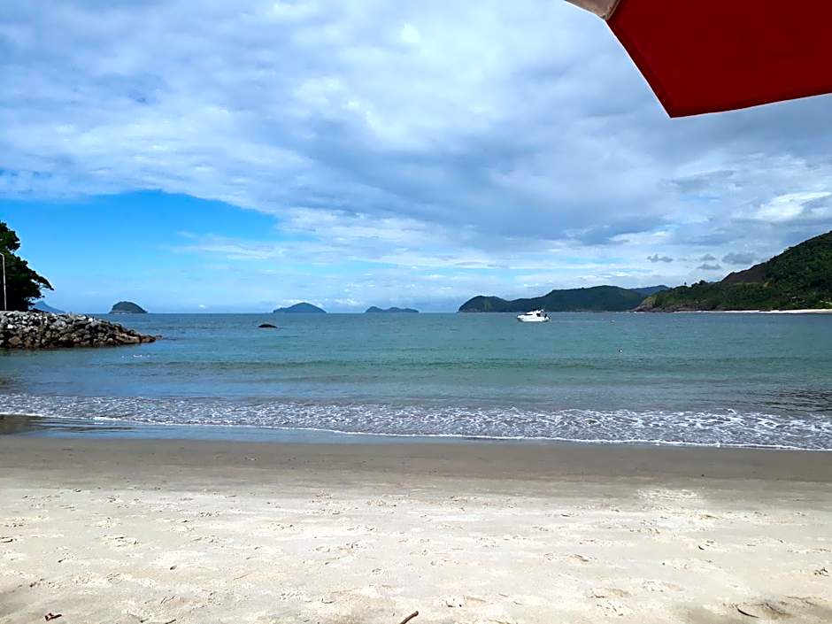 Chalé Praia Boiçucanga wi fi piscina Village Mirante Litoral Norte SP