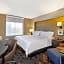 Holiday Inn Westbury-Long Island