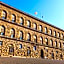 Hotel Maxim Axial