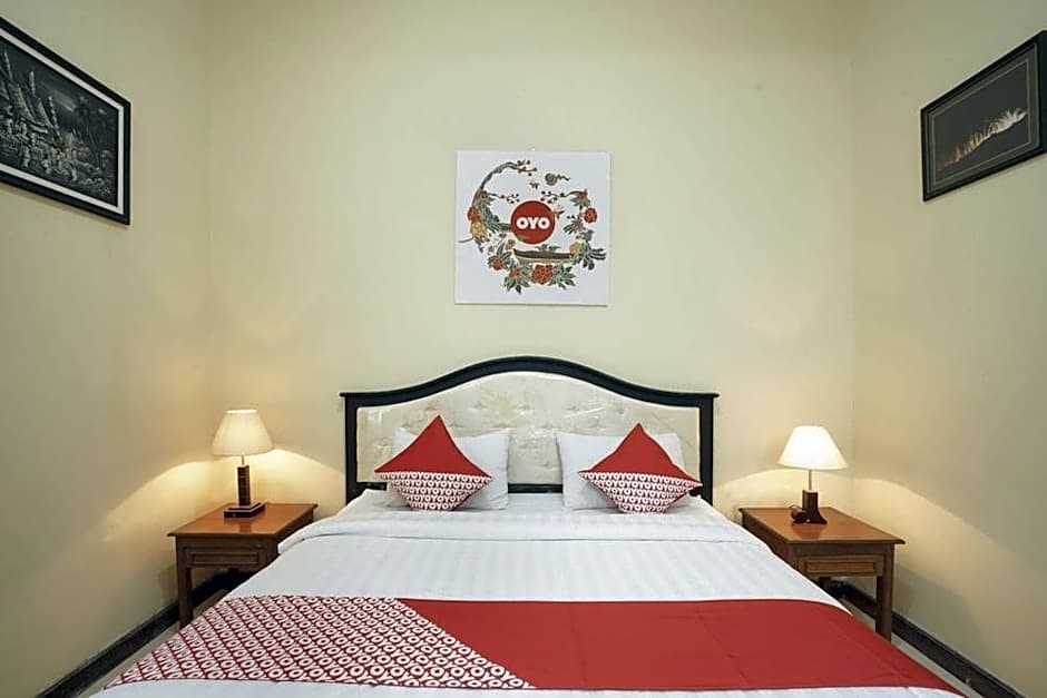 Ndalem Maharani Guest House