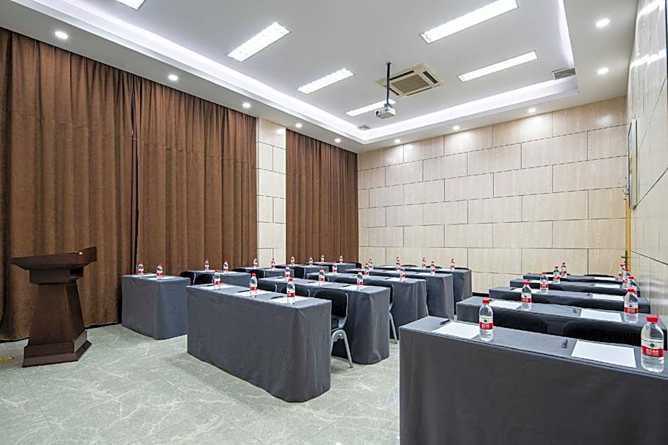 City Comfort Inn Liuzhou Chengzhong Wanda Plaza