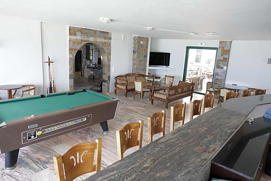 Diogenis Blue Palace