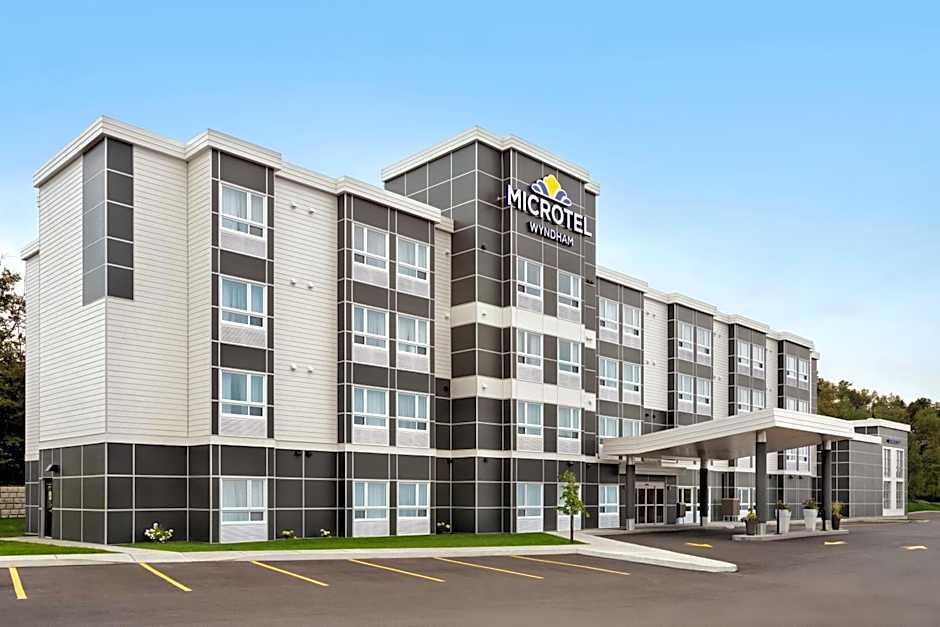 Microtel Inn and Suites by Wyndham Val d Or