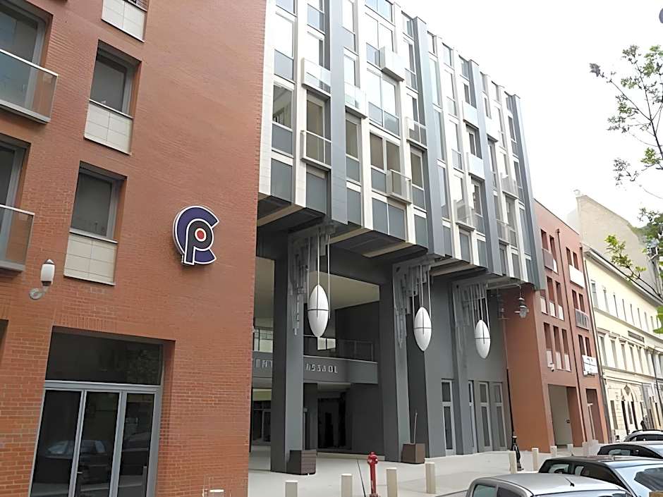 Central Passage Apartments