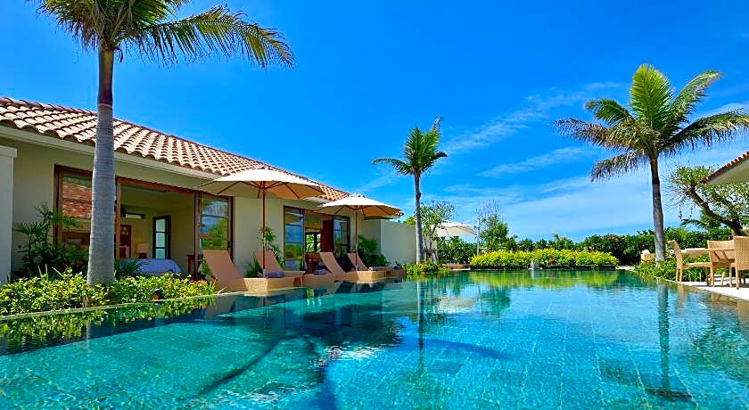 The Uza Terrace Beach Club Villas