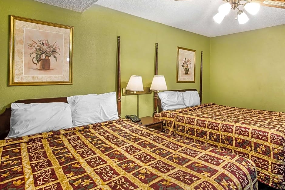 Rodeway Inn & Suites Smyrna