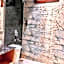 Hotel Brooklyn Suites - Near Golden Temple