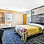 Super 8 by Wyndham Valentine NE
