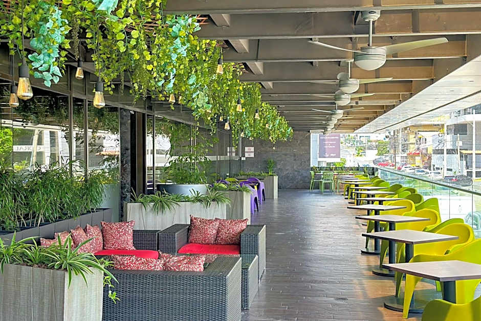 Sheraton Grand Panama