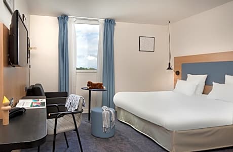 Standard Double Room with Single Sofa Bed