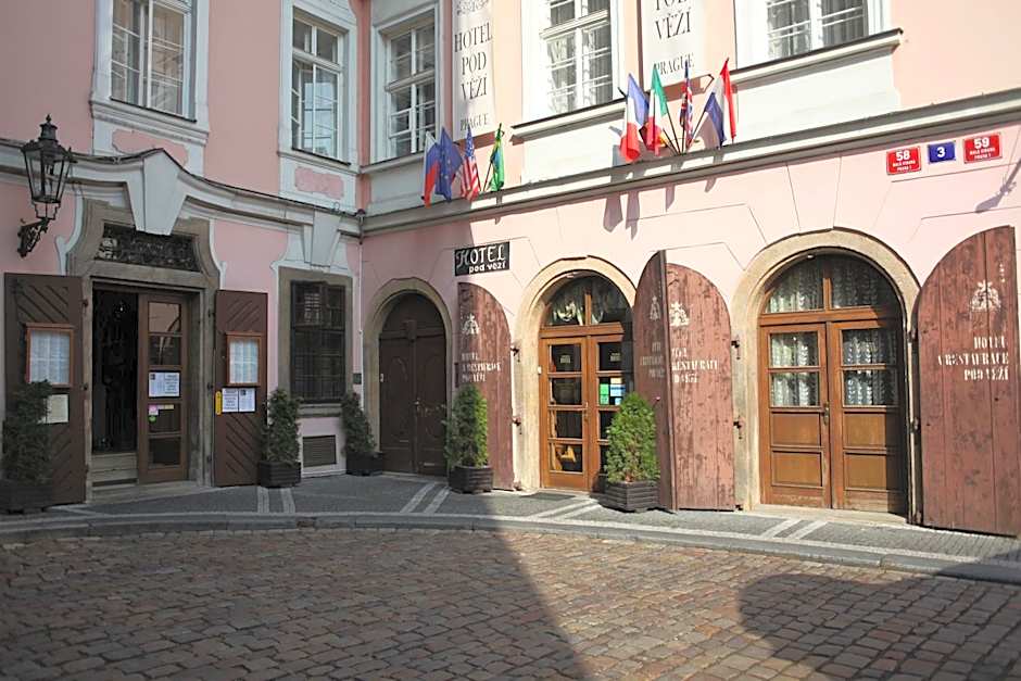 Hotel Pod Vezi