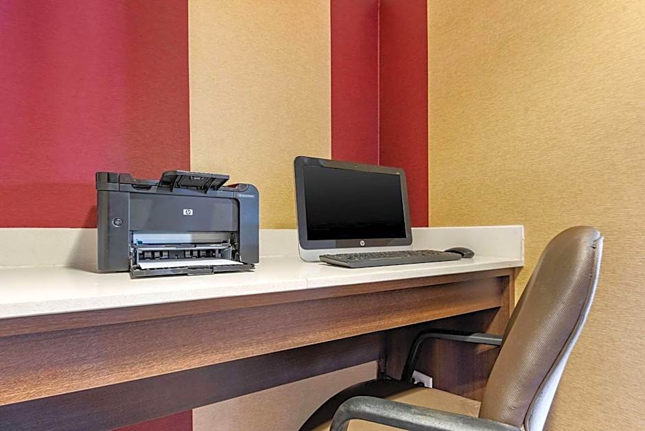 Quality Inn Falconer - Jamestown