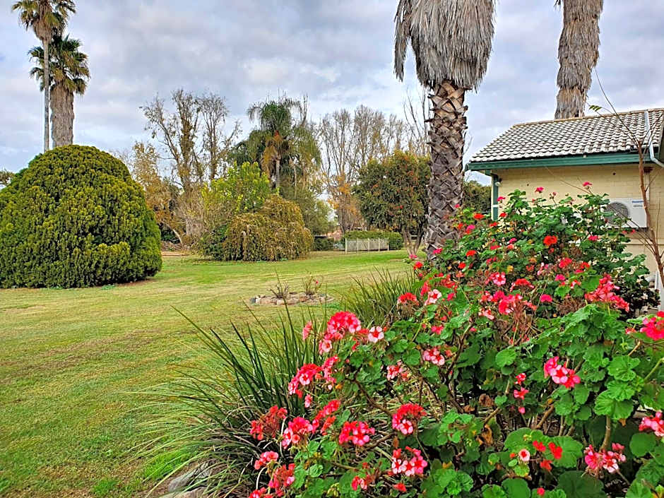 McNevins Tamworth Motel