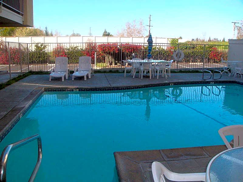 Americas Best Value Inn Stockton E at Hwy 99