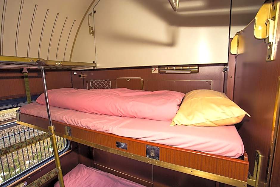 Train Lodge Amsterdam