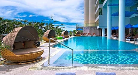 Le Meridien Kota Kinabalu