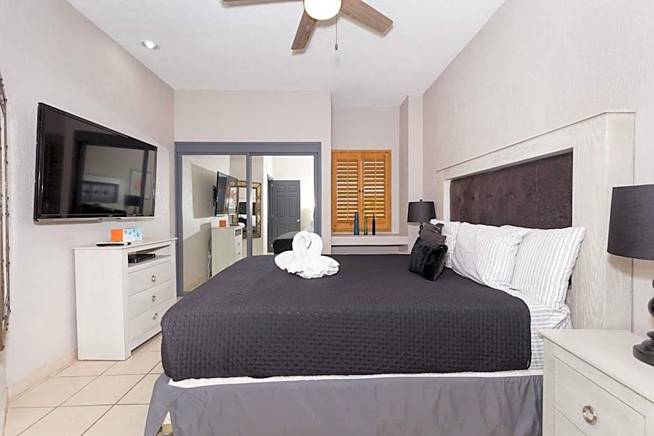 Sonoran Sea 310-W - Modern 1 bedroom