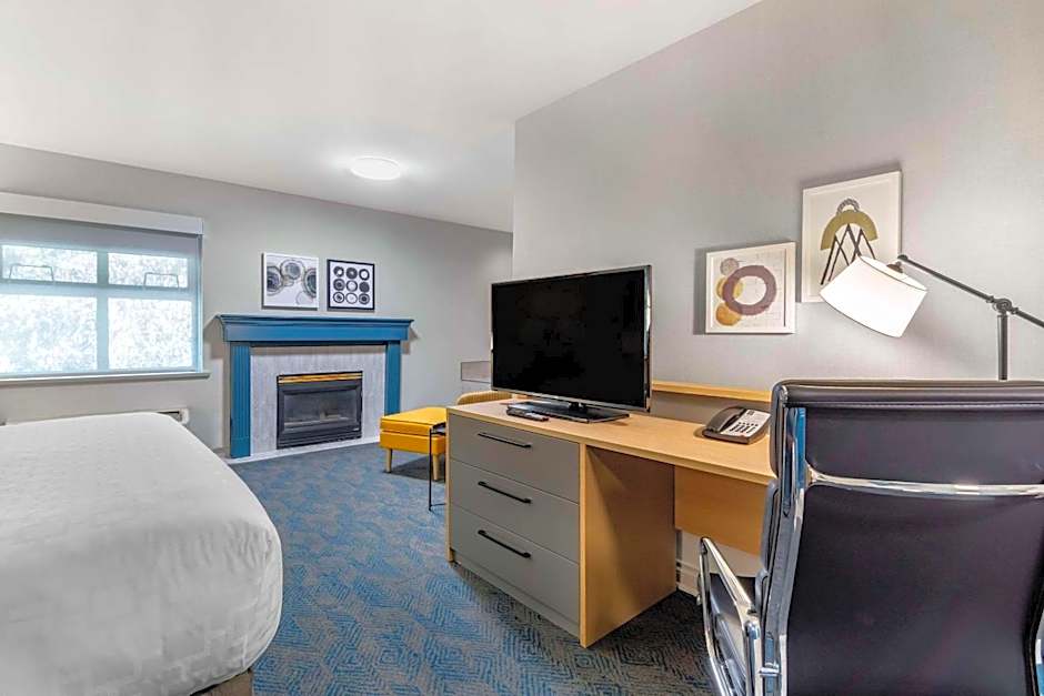 Clarion Hotel & Conference Centre