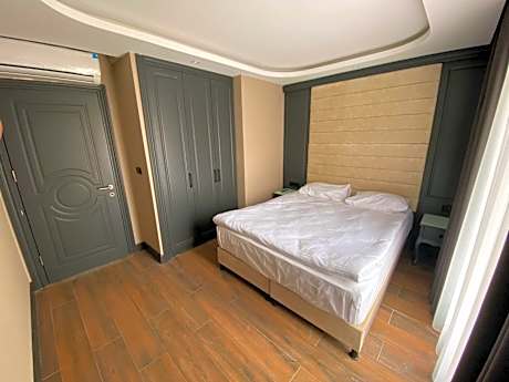 Annex Studio with Kitchenette