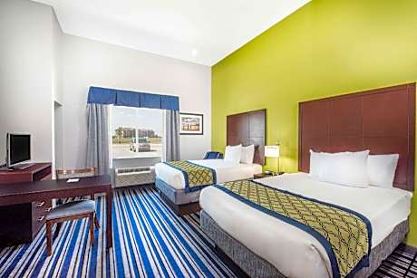 2 King Beds, Non-Smoking