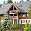 Ferienanlage Zum Silberstollen 2 Häuser am Berg Polderhof und Weißeritzhütte