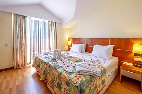 Standard Double or Twin Room with Balcony