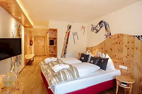 Double Room with Mountain View