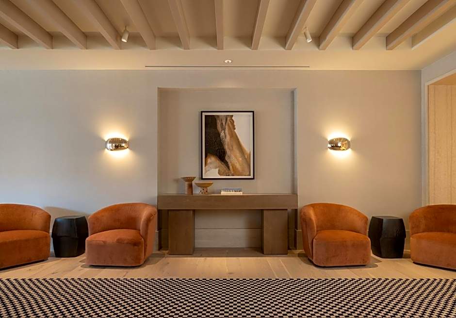 Kimpton Claret Hotel By IHG