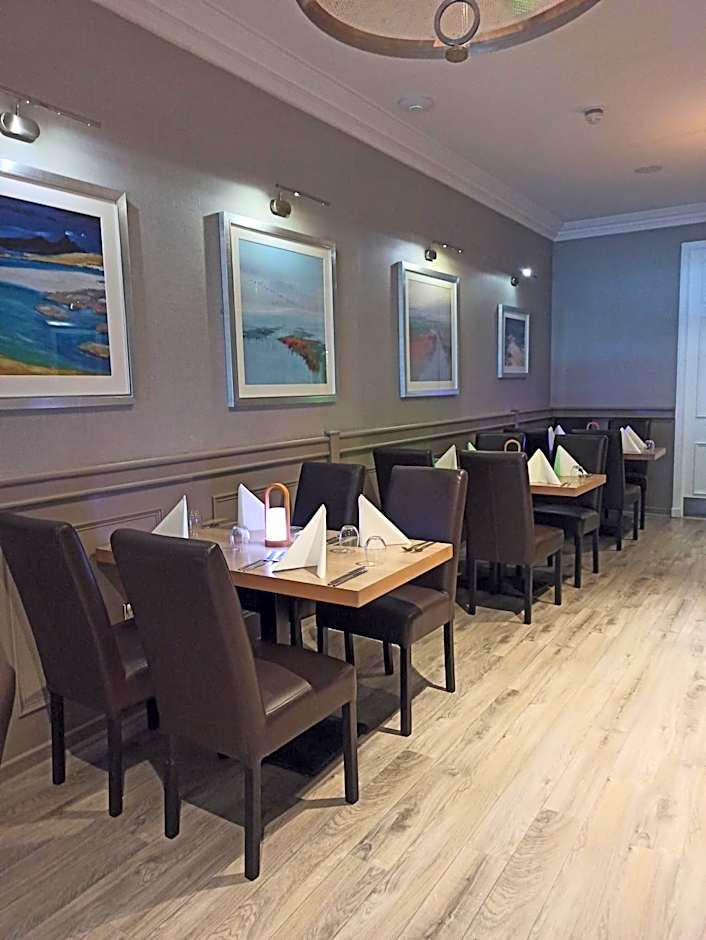 Anchor Hotel and Seabed Restaurant