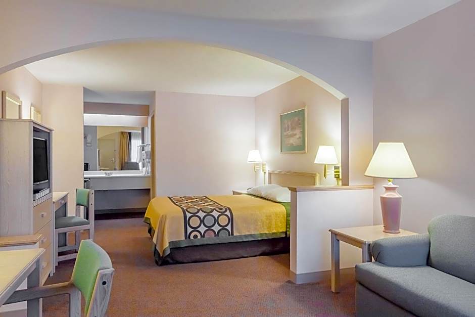 Super 8 by Wyndham Jasper TX