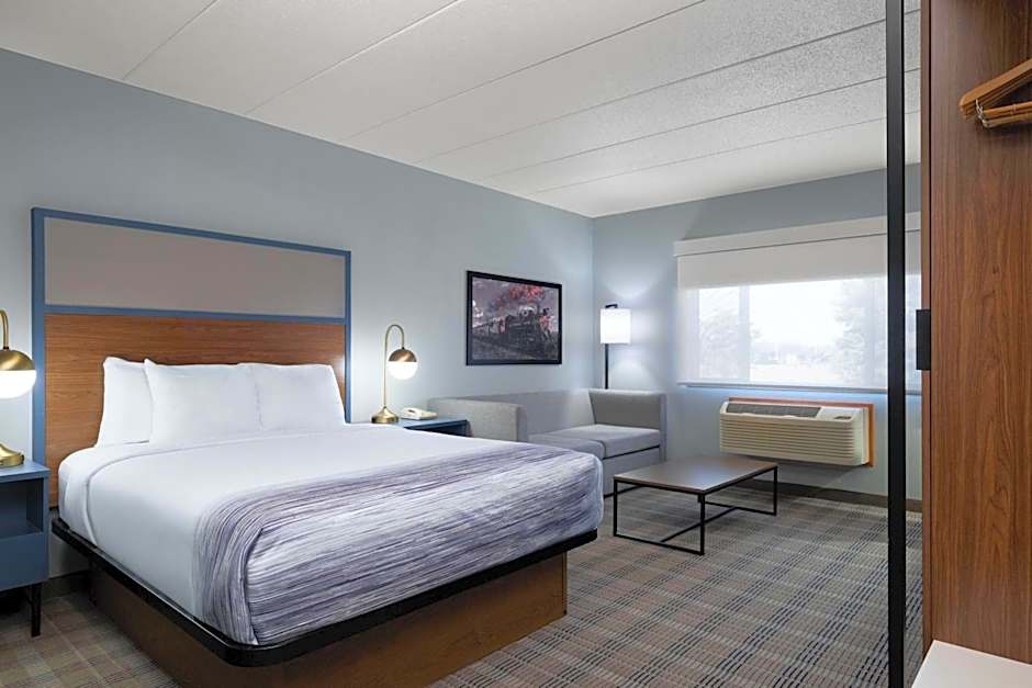 AmericInn by Wyndham Baldwin