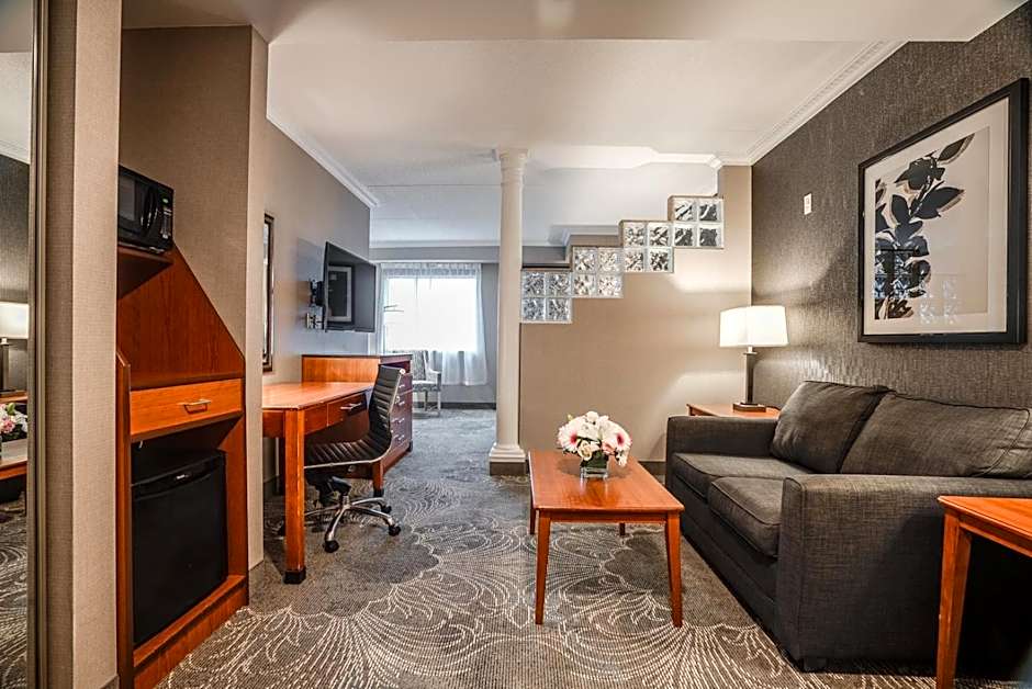 Monte Carlo Inn Barrie