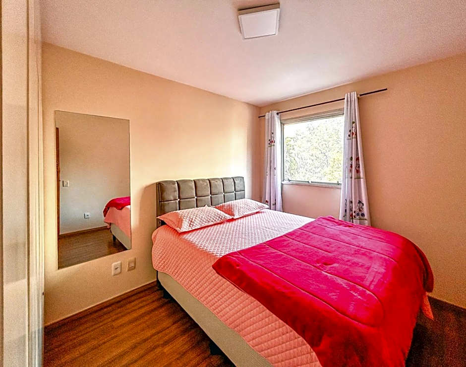 Apto espacoso c WiFi prox a Marginal Pinheiros SP