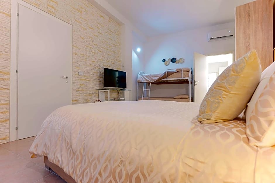 Montellino's Suite Oro