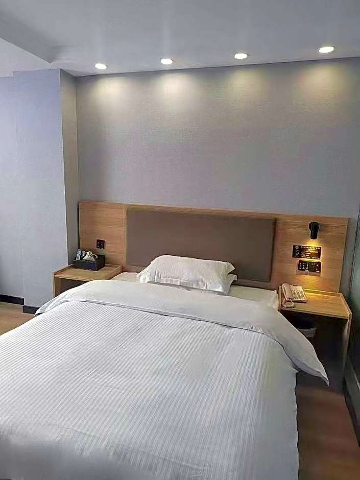 GreenTree Inn Huainan Tianjiaan District Wanda Plaza Express Hotel