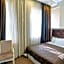 Maestro Hotel