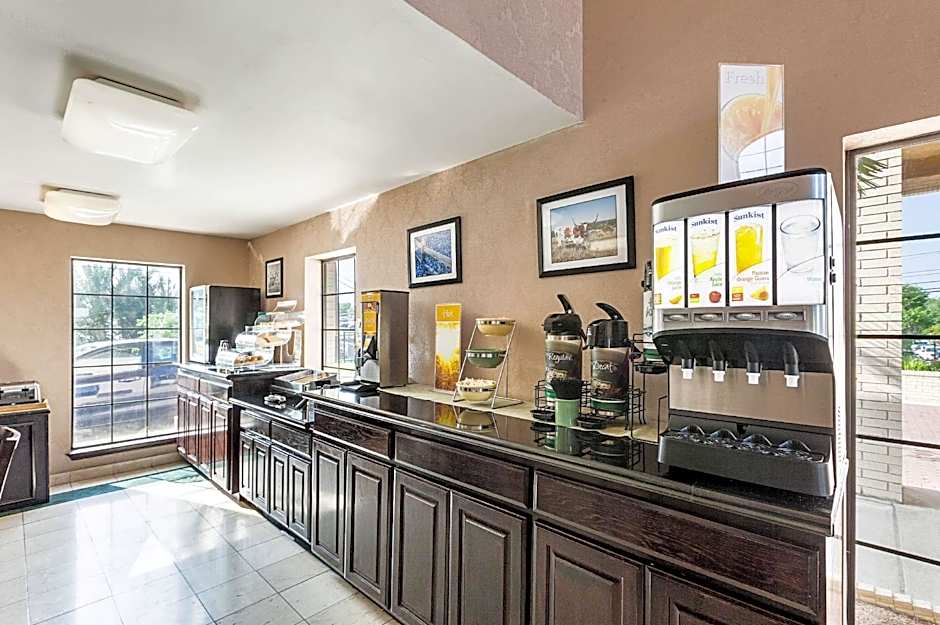 Quality Inn Near Medical Center San Antonio – San Antonio, TX