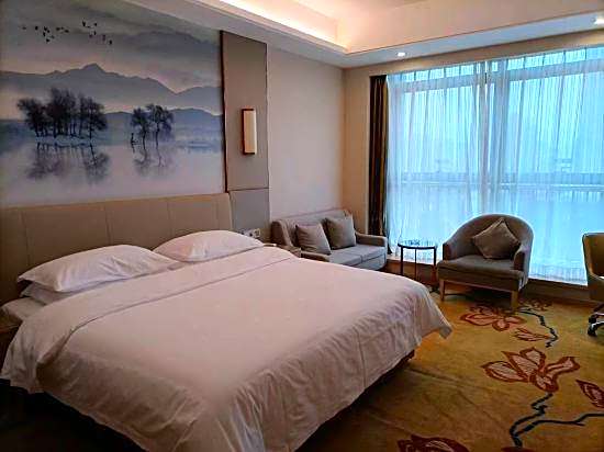 Vienna International Hotel (Xiangshan Bus East Station Store)